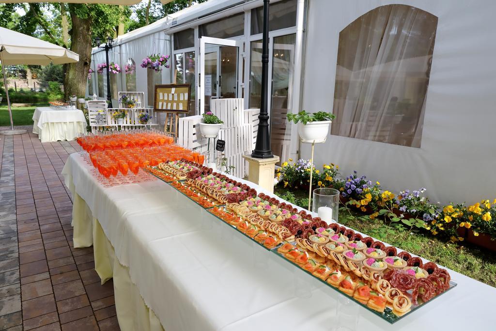Hotel Dwor Sójki Dış mekan fotoğraf