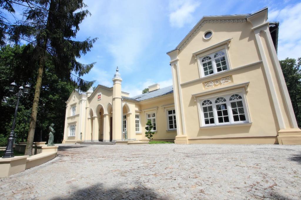 Hotel Dwor Sójki Dış mekan fotoğraf