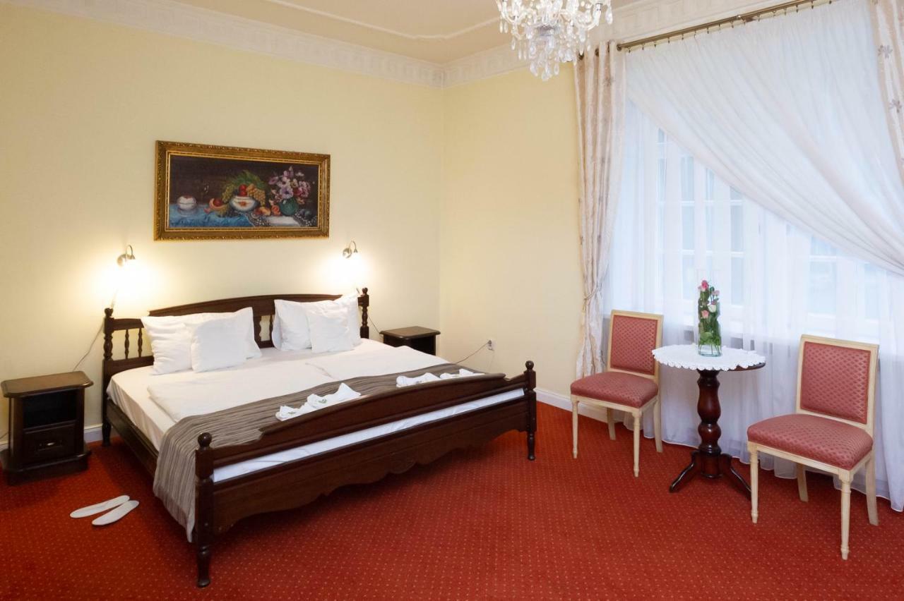 Hotel Dwor Sójki Dış mekan fotoğraf